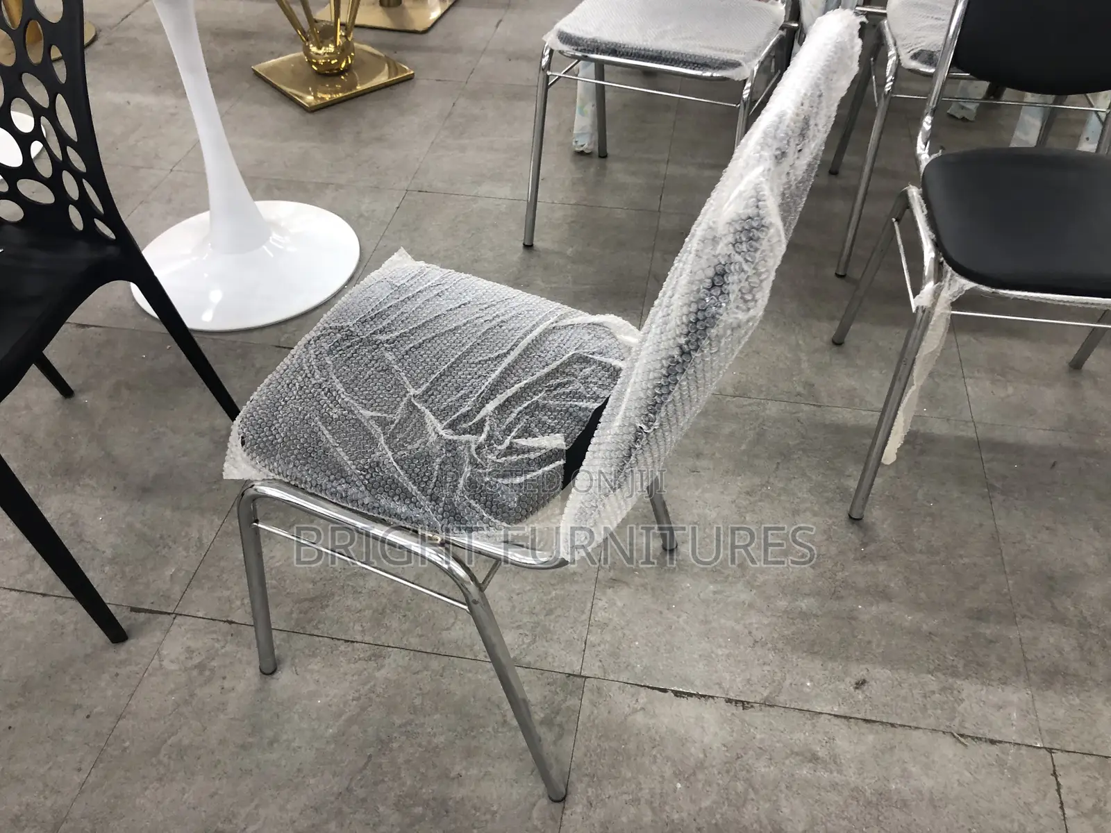 High Quality Foreign Metal and Leather Chair