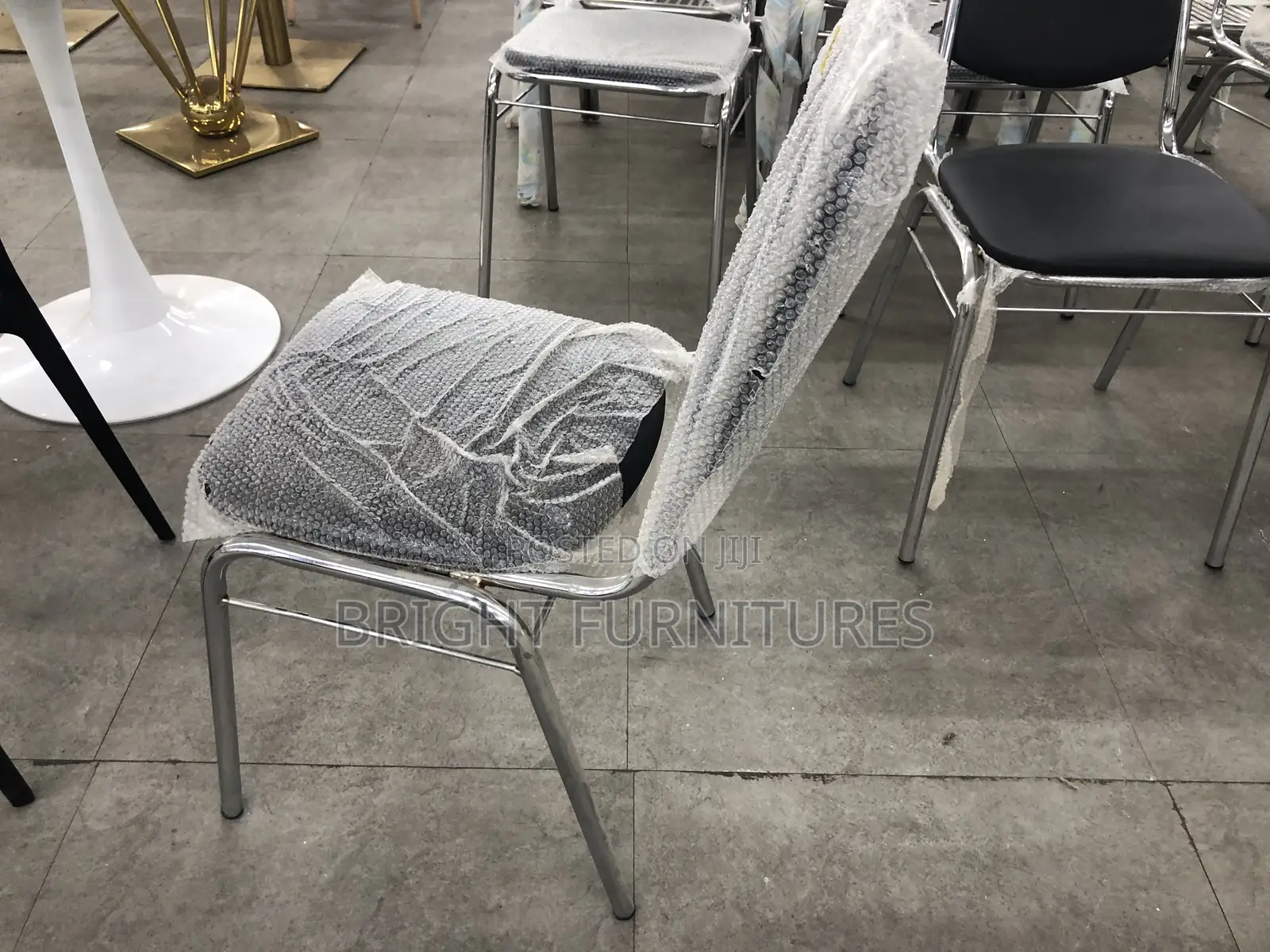 High Quality Foreign Metal and Leather Chair