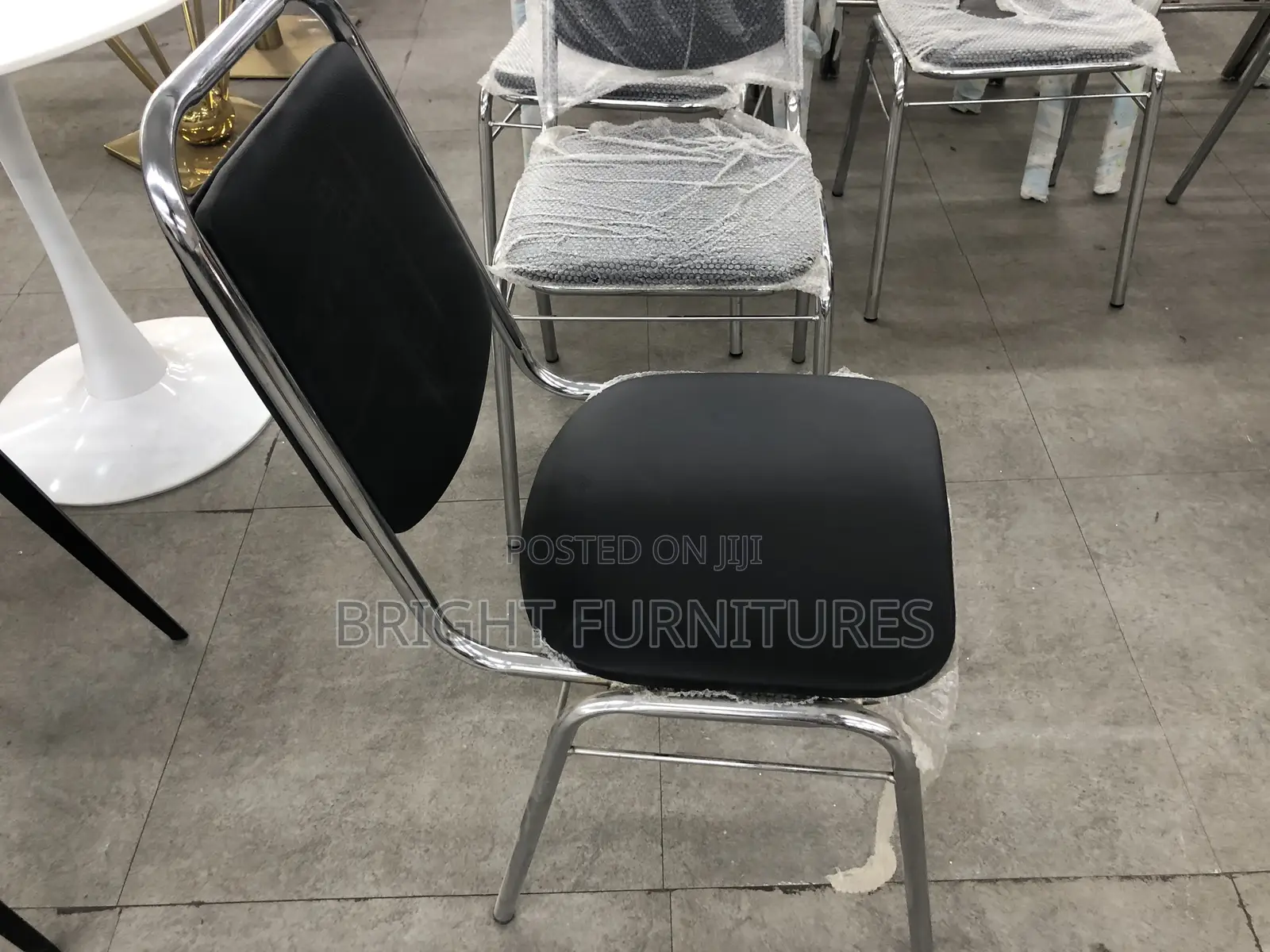 High Quality Foreign Metal and Leather Chair