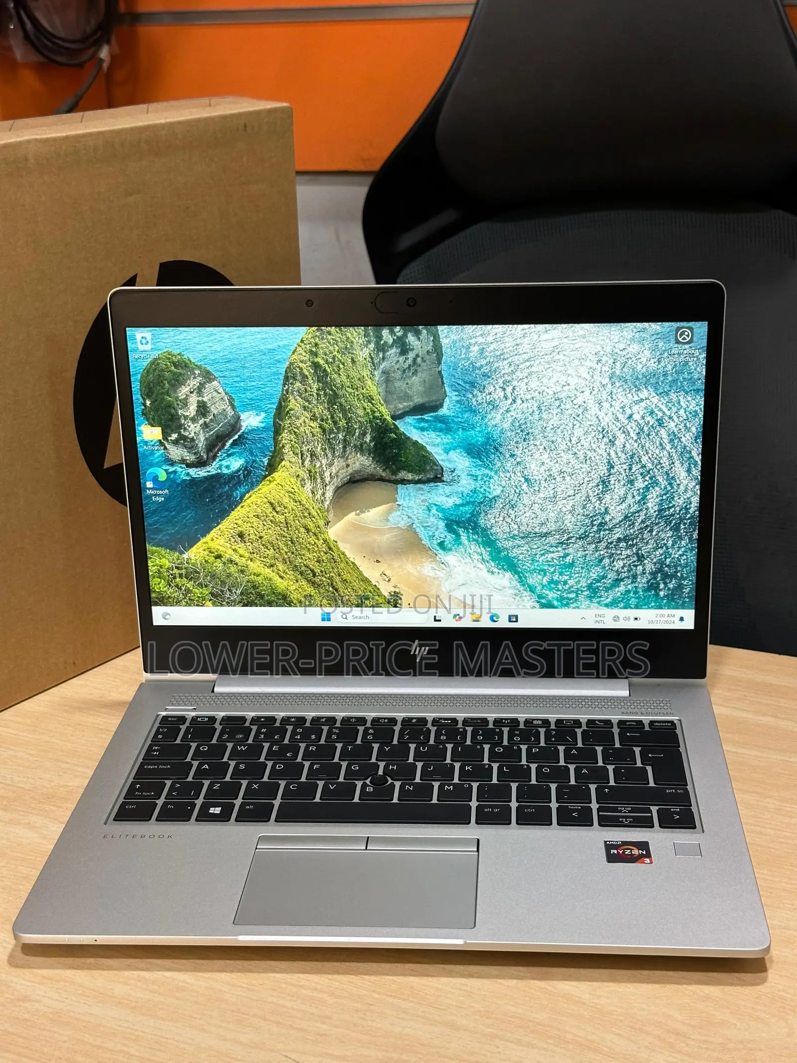 New Laptop HP EliteBook 735 G5 8GB AMD Ryzen 3 SSD 256GB