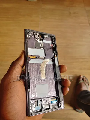 Samsung S22 Ultra Screen