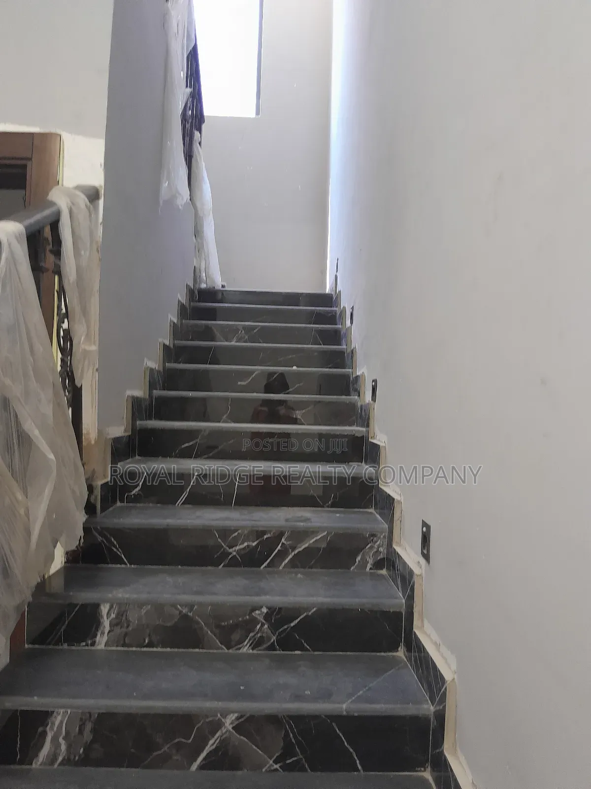 3bdrm House in Spintex Manet Close, Accra Metropolitan for sale