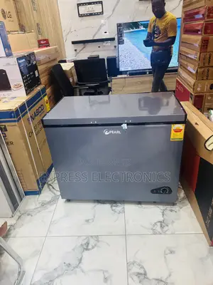 Chill Master Chest Freezer Single Door Pearl PCF-271-2B 251L