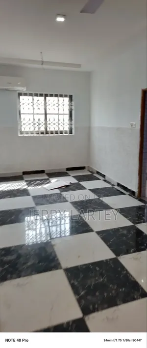 1bdrm Shared Apartment in Dansoman Round About for rent