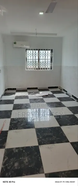 1bdrm Shared Apartment in Dansoman Round About for rent