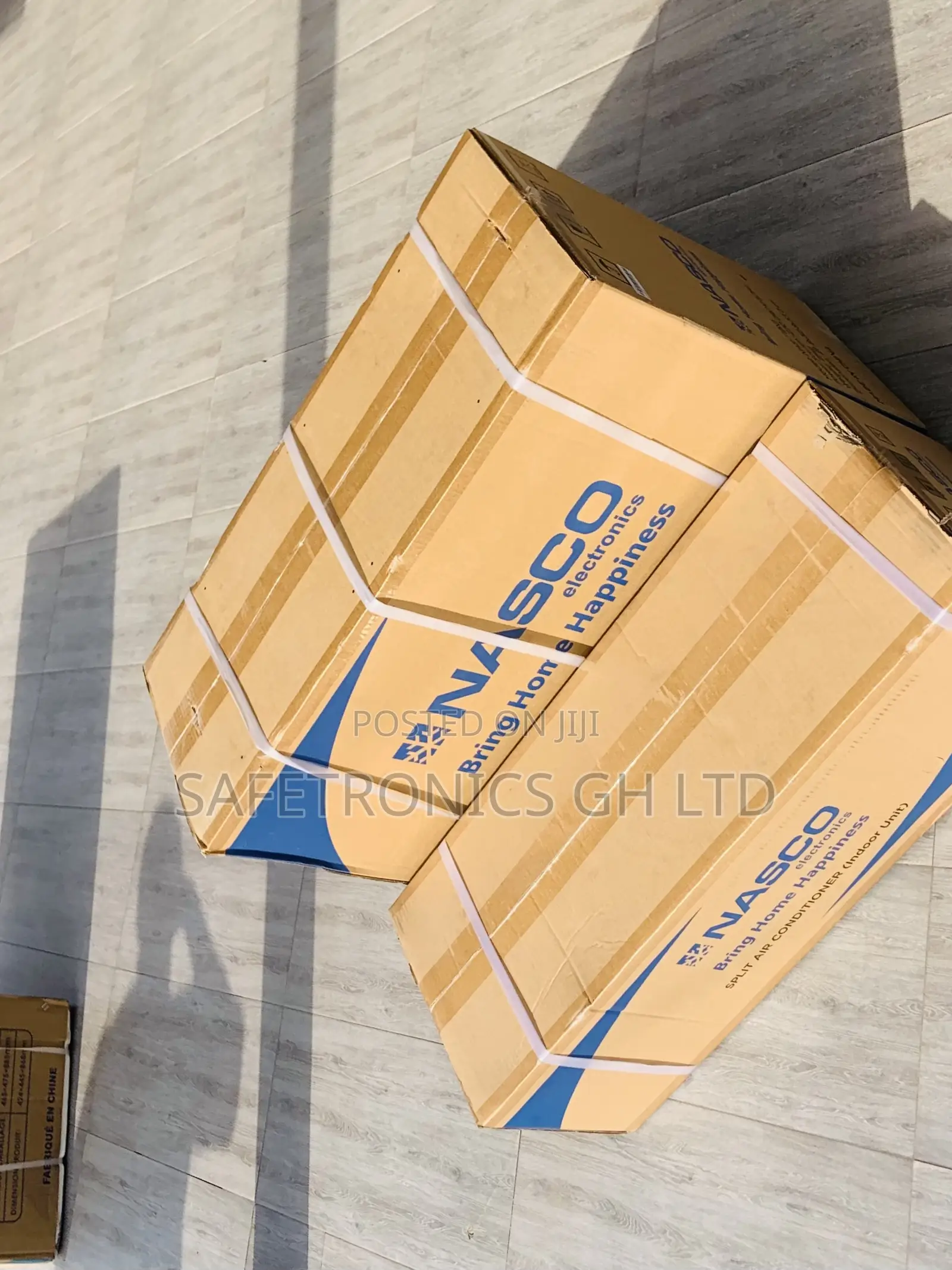 High Efficiency 1.5 Horsepower R410 Nasco White Frosty Ac