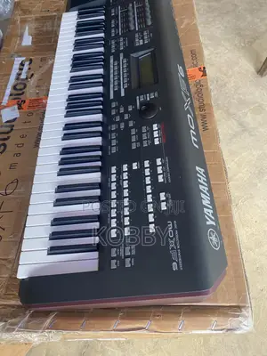 Yamaha Moxf6