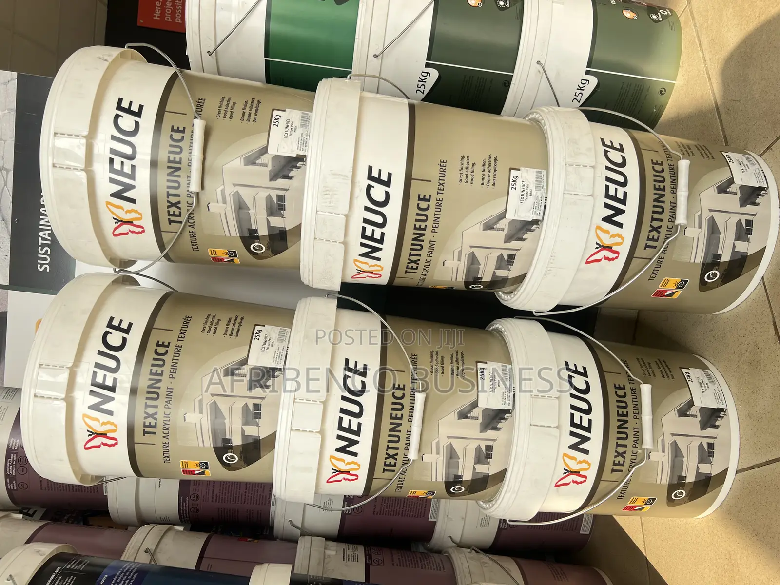Neuce Paints