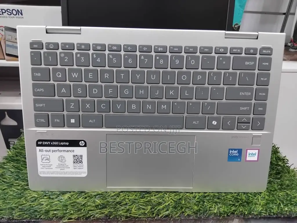 New Laptop HP Pavilion 13 X360 8GB Intel Core I5 SSD 512GB