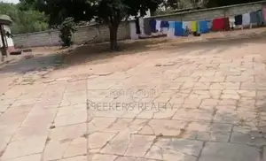 Land With Old Building on It for Sale at Labone