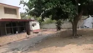 Land With Old Building on It for Sale at Labone