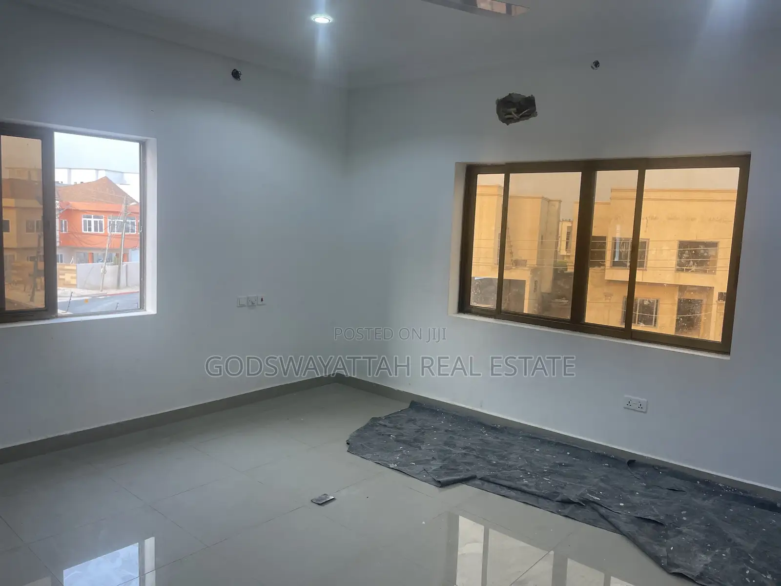 4bdrm House in East Legon, Adjiriganor for rent