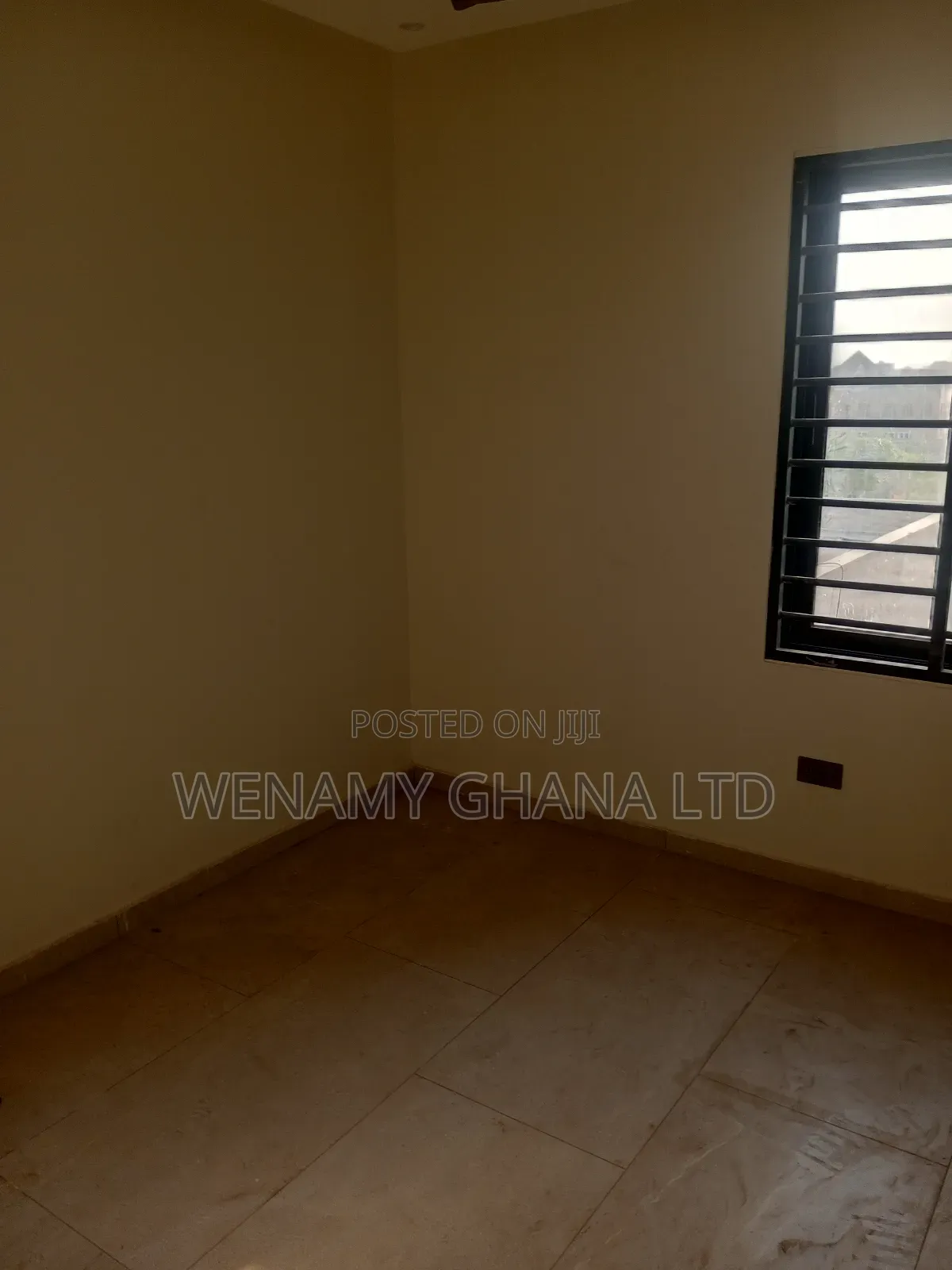 2bdrm Apartment in Community 25, Tema Metropolitan for rent
