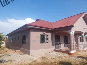 4bdrm House in Millions Properties, Kumasi Metropolitan for sale