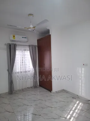 3bdrm House in Community 18, Tema Metropolitan for rent