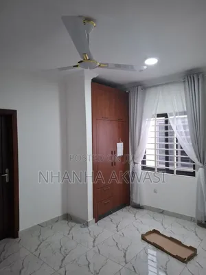 3bdrm House in Community 18, Tema Metropolitan for rent