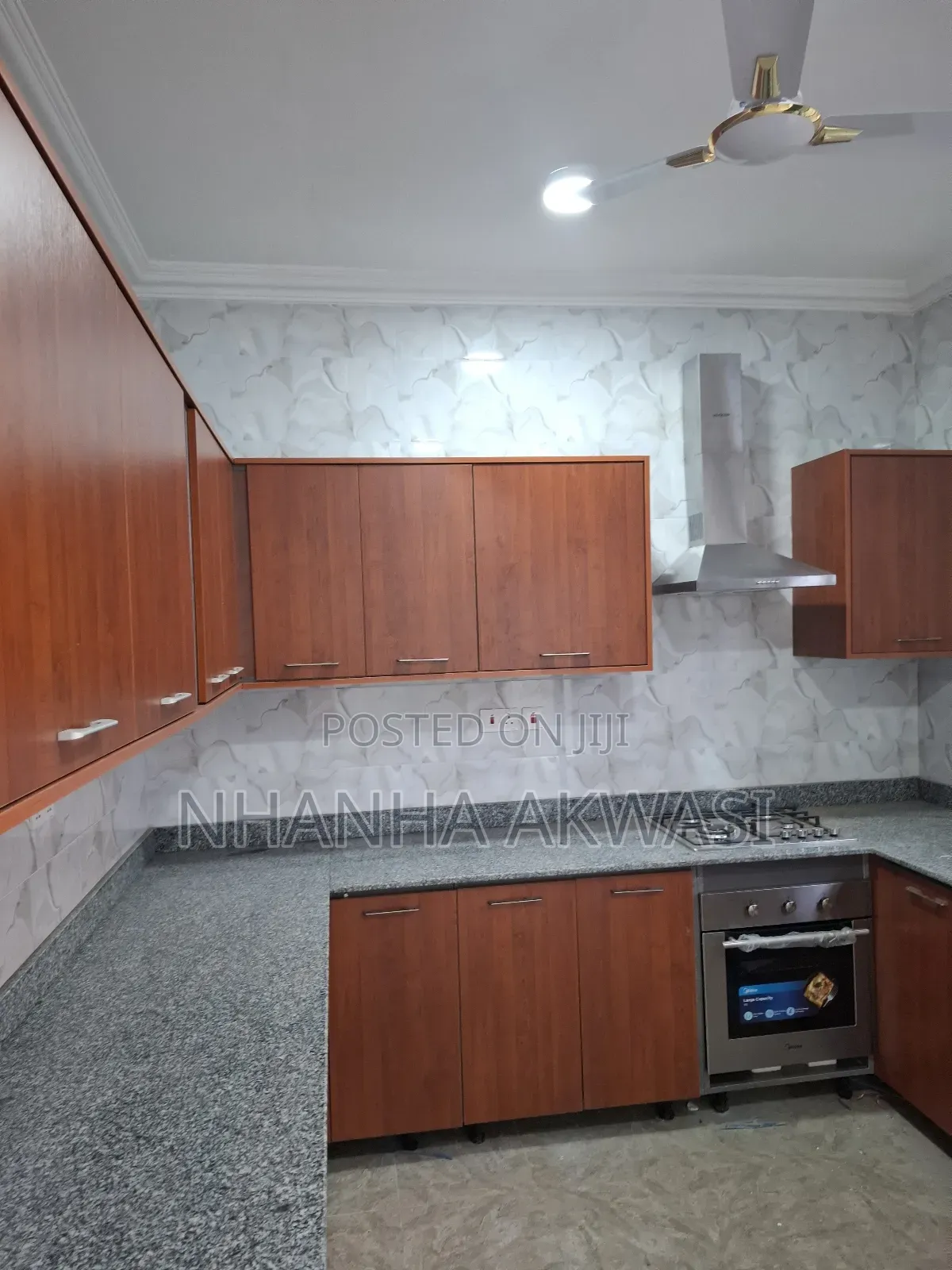 3bdrm House in Community 18, Tema Metropolitan for rent