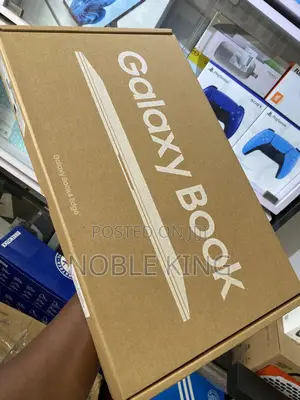 New Laptop Samsung Galaxy Book4 Ultra 16GB Intel Core I7 SSD 512GB