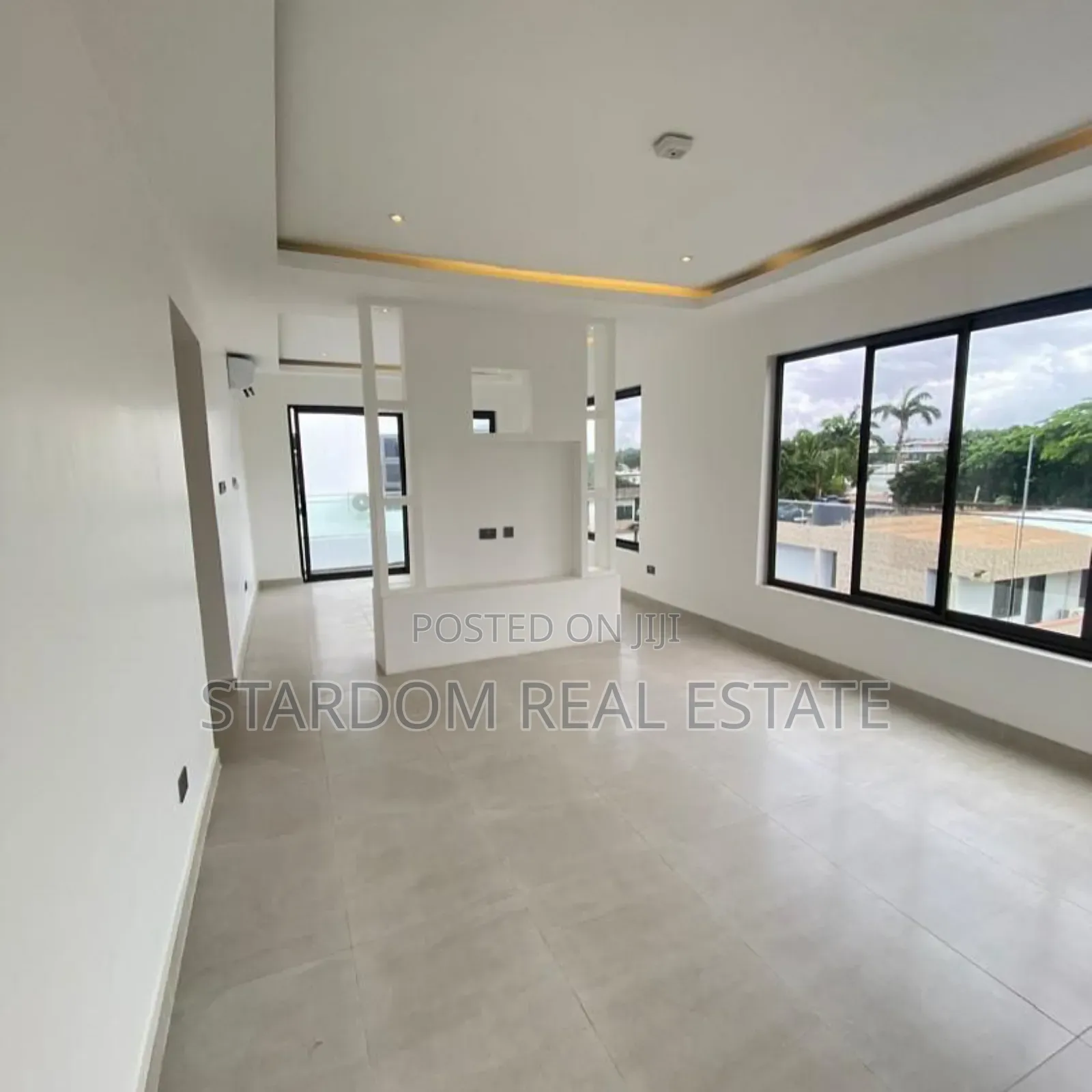 5bdrm Townhouse / Terrace in Cantonments for rent
