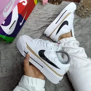 Nike Air Blazer
