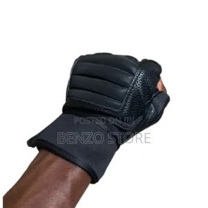 Quality Half Fingers Hand Gloves for Gym and Military