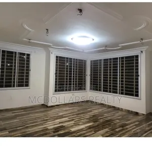 4 Bedroom House. Self Compound Office Space 5 Washroom 