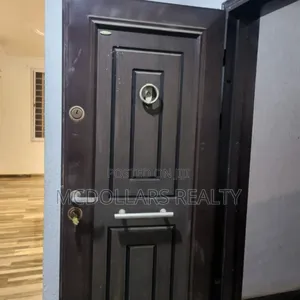 4 Bedroom House. Self Compound Office Space 5 Washroom 