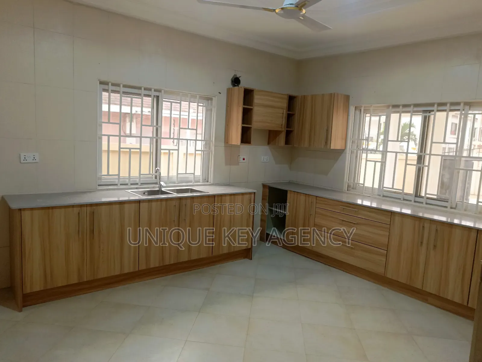 3bdrm House in Unique Key Agency, American House for rent