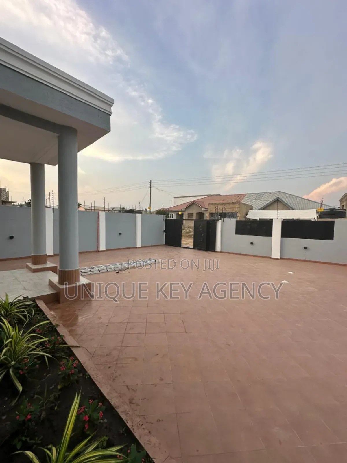 3bdrm House in Unique Key Agency, Millenium City for sale