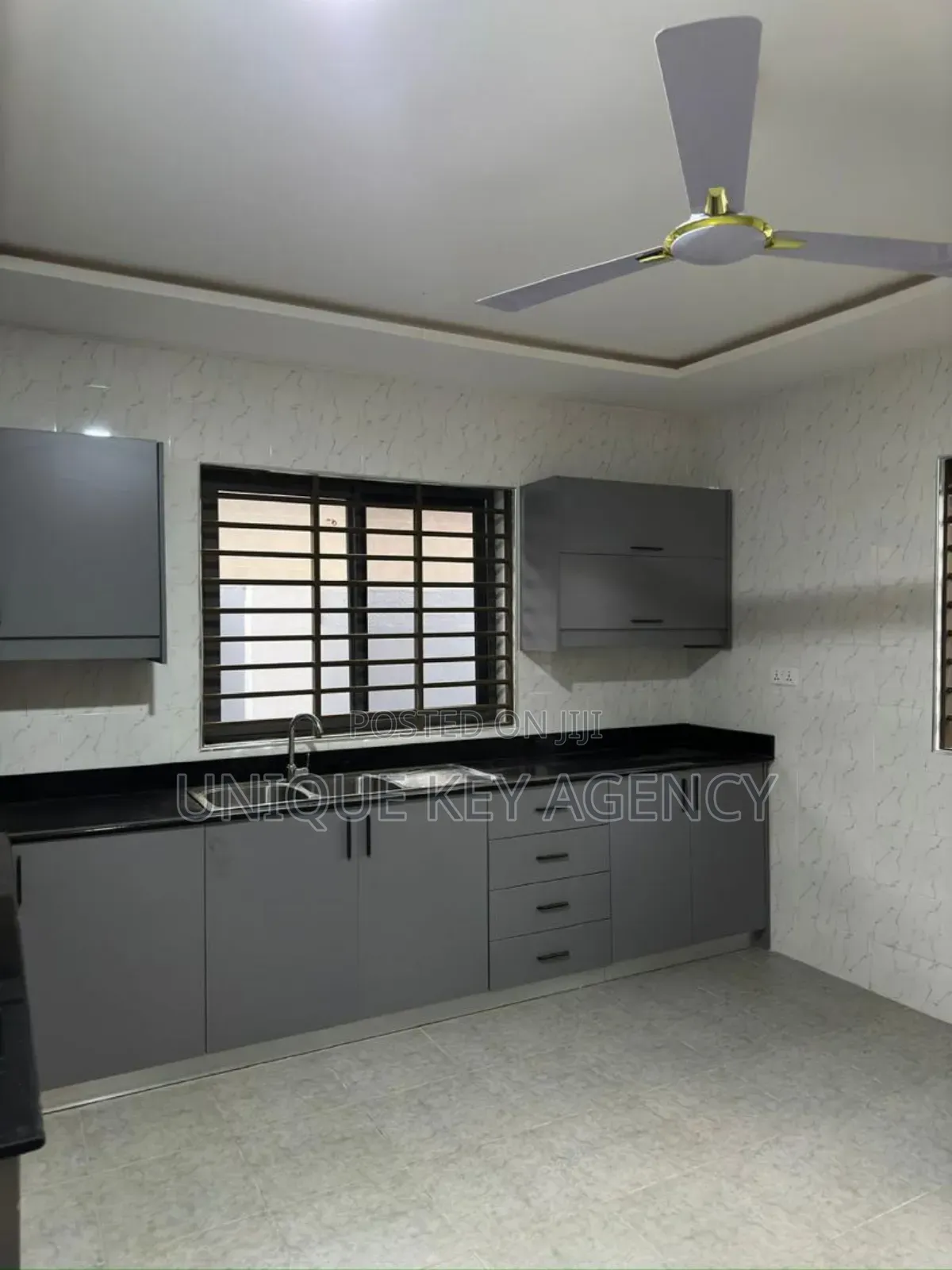 3bdrm House in Unique Key Agency, Millenium City for sale