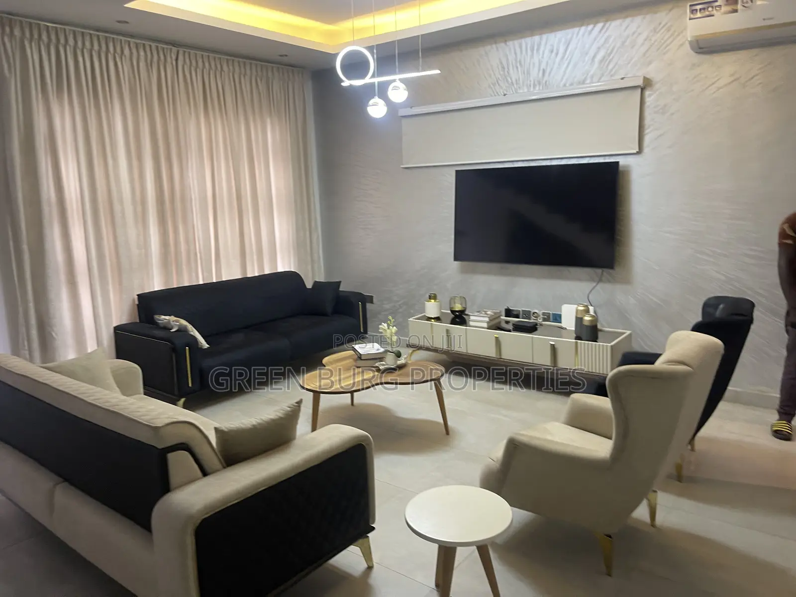 Furnished 3bdrm Townhouse / Terrace in East Legon for rent