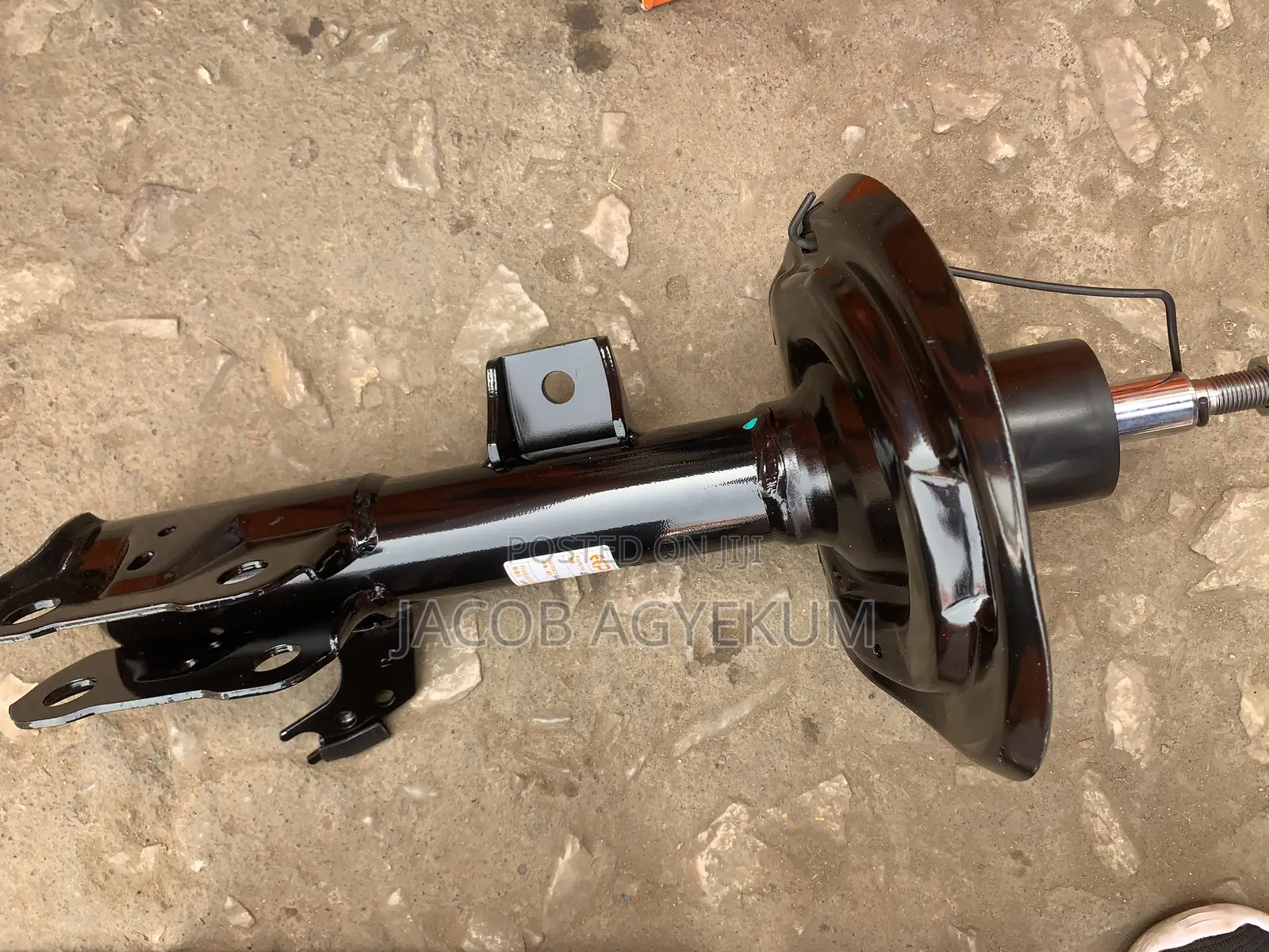 Toyota Camry Front Shocks Absorber Per 2017/2020