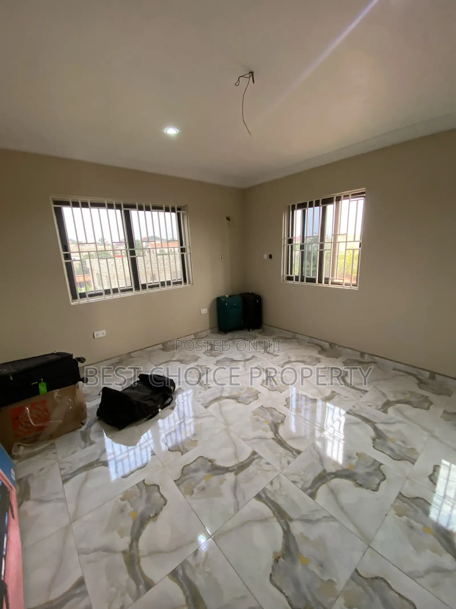 2bdrm Apartment in Adenta Housing Down for rent