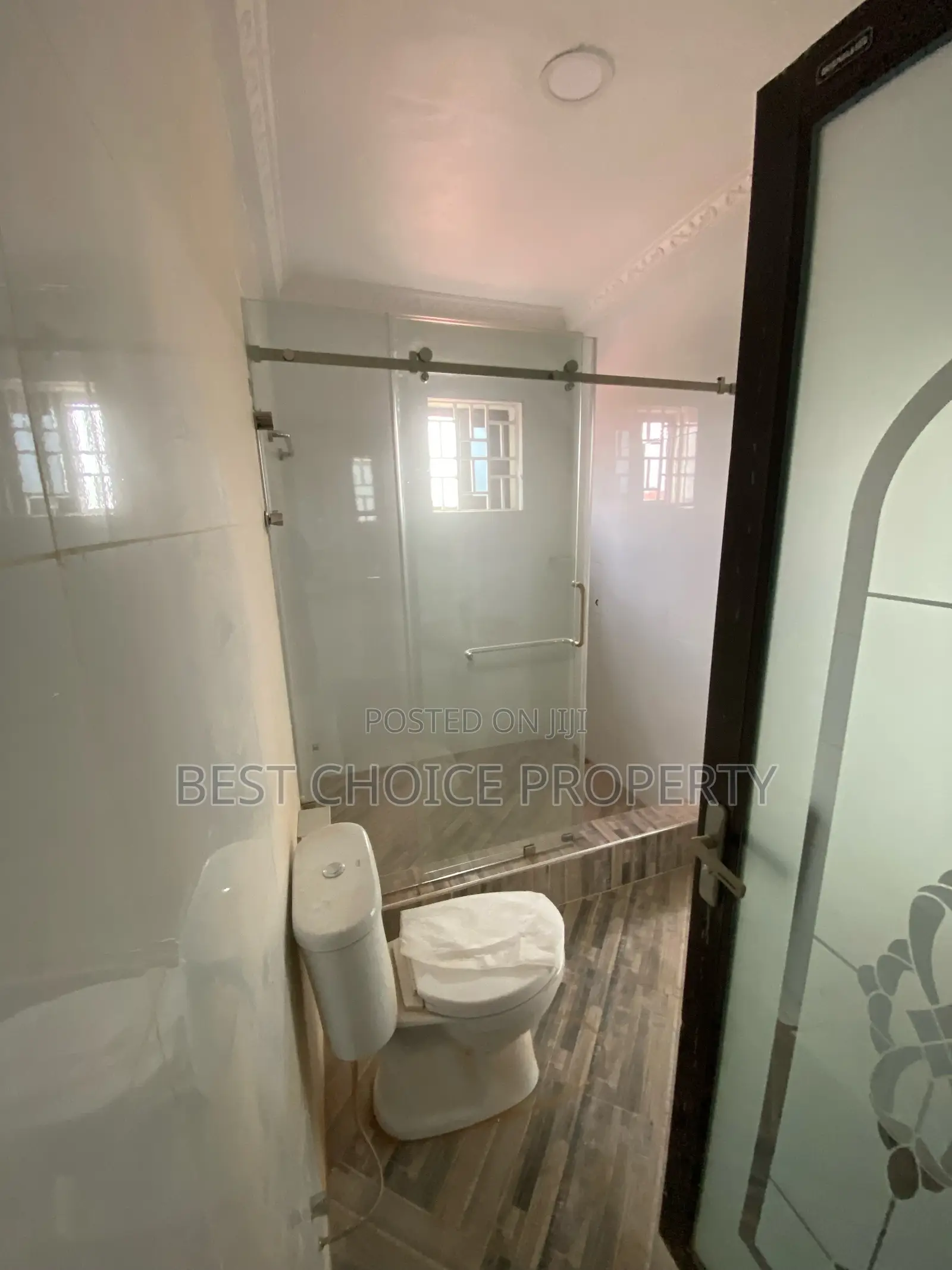 2bdrm Apartment in Adenta Housing Down for rent