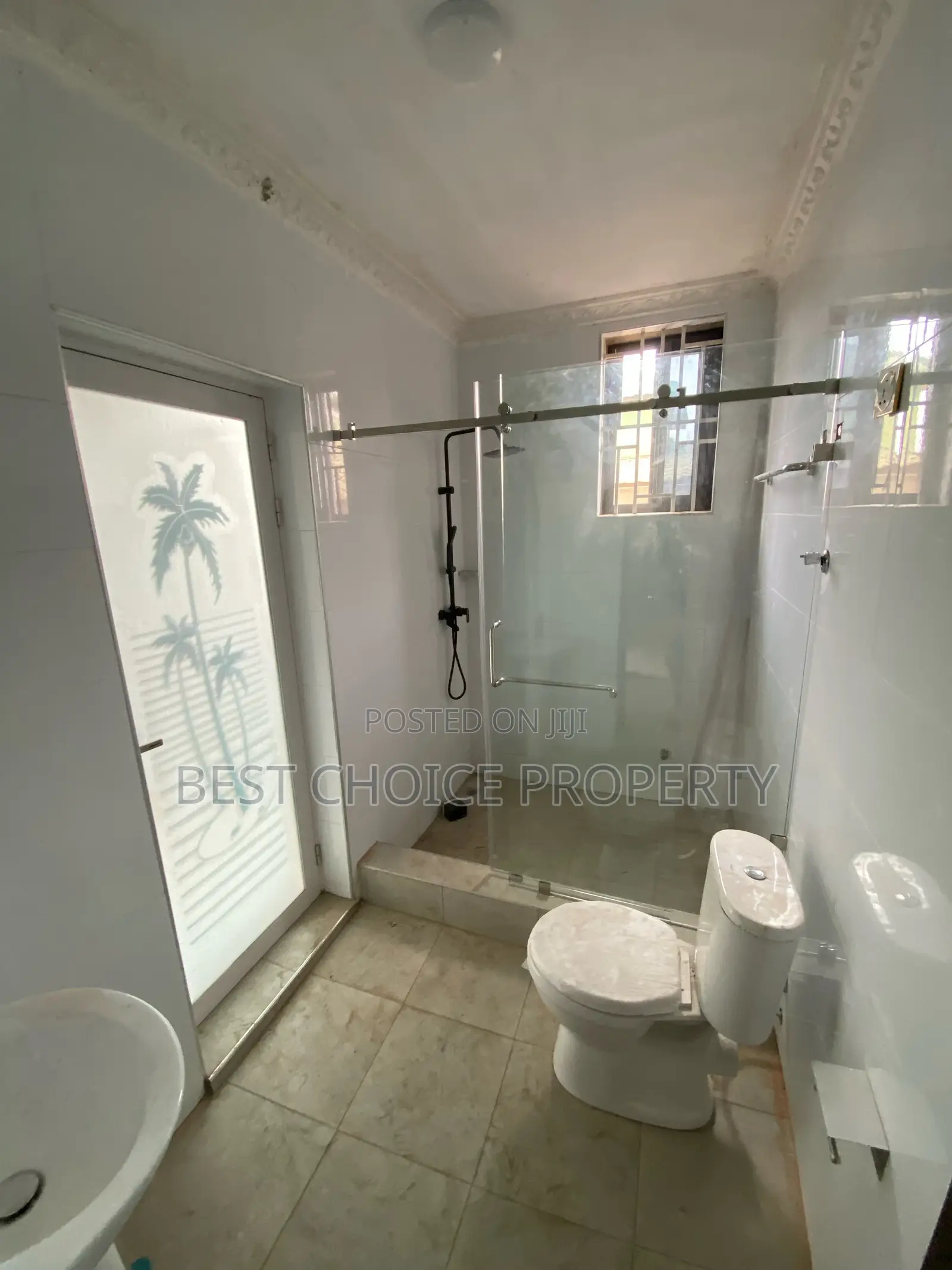 2bdrm Apartment in Adenta Housing Down for rent