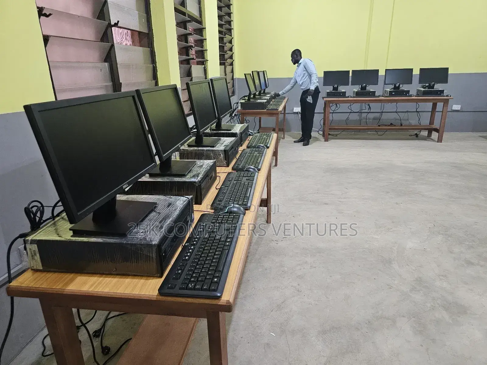 Destop Computers For Computer Lab / It Lab (Schools) - Bulk