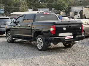 Toyota Tundra 1794 5.7L V8 4x2 CrewMax 5.6 ft. box 145.7 in. WB 2017