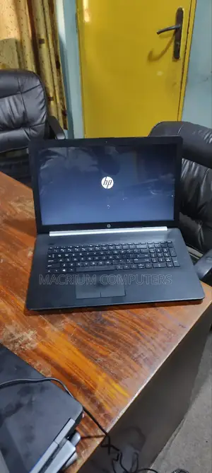 Laptop HP Pavilion 17 8GB Intel Core I5 SSD 256GB