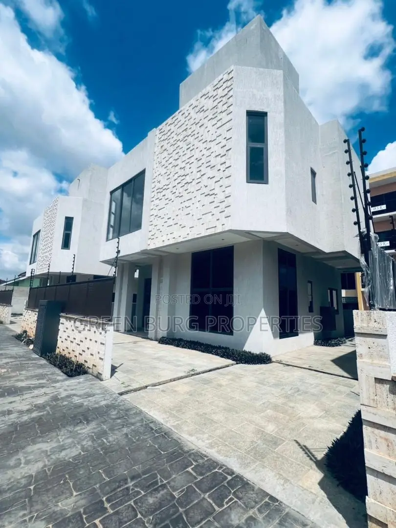 3bdrm House in East Legon for rent