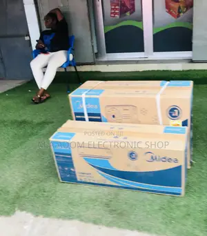 Quality Midea 2.0hp Air Conditioner With Remote Control.