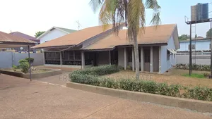 4bdrm House in Fredimens Real, Kumasi Metropolitan for sale
