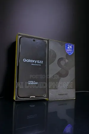 New Samsung Galaxy S22 5G 128 GB Black