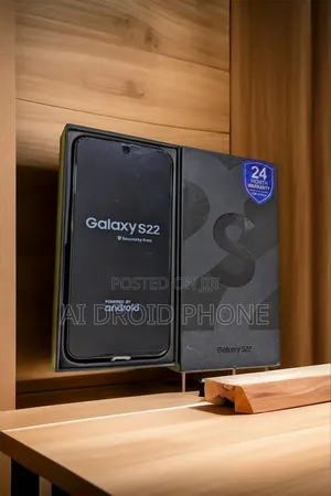 New Samsung Galaxy S22 5G 128 GB Bronze