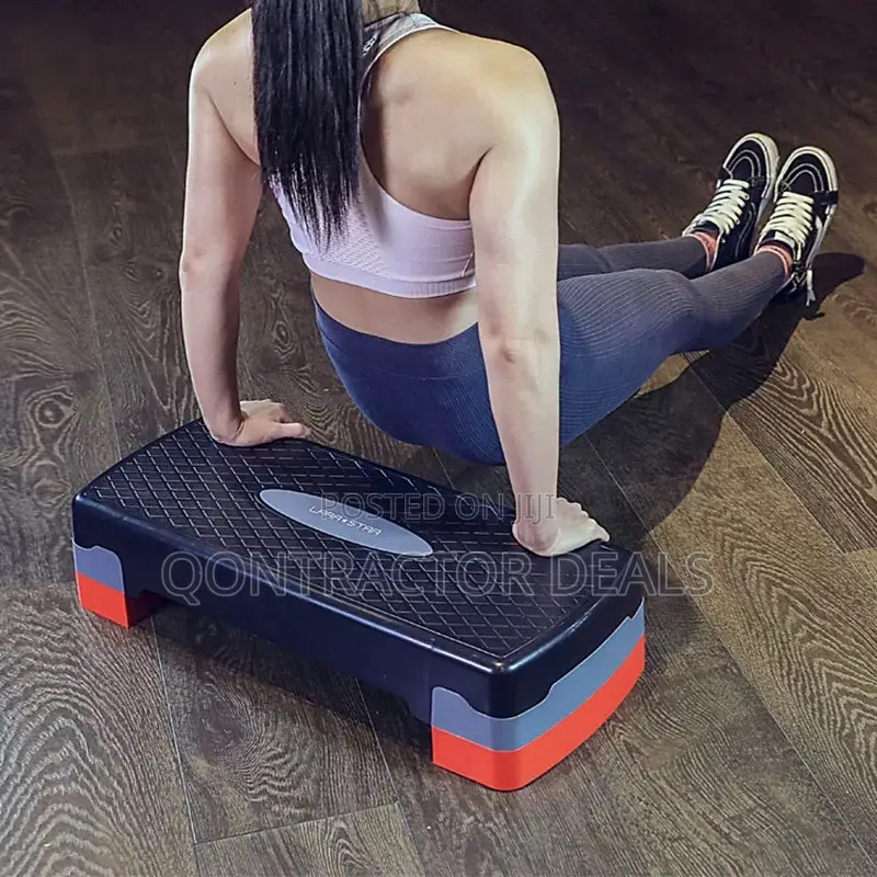 Qontractor Sports Professional Aerobics Fitness Stepper Board