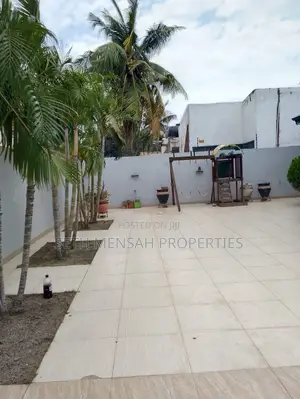 3bdrm House in Skm Property, Achimota for sale