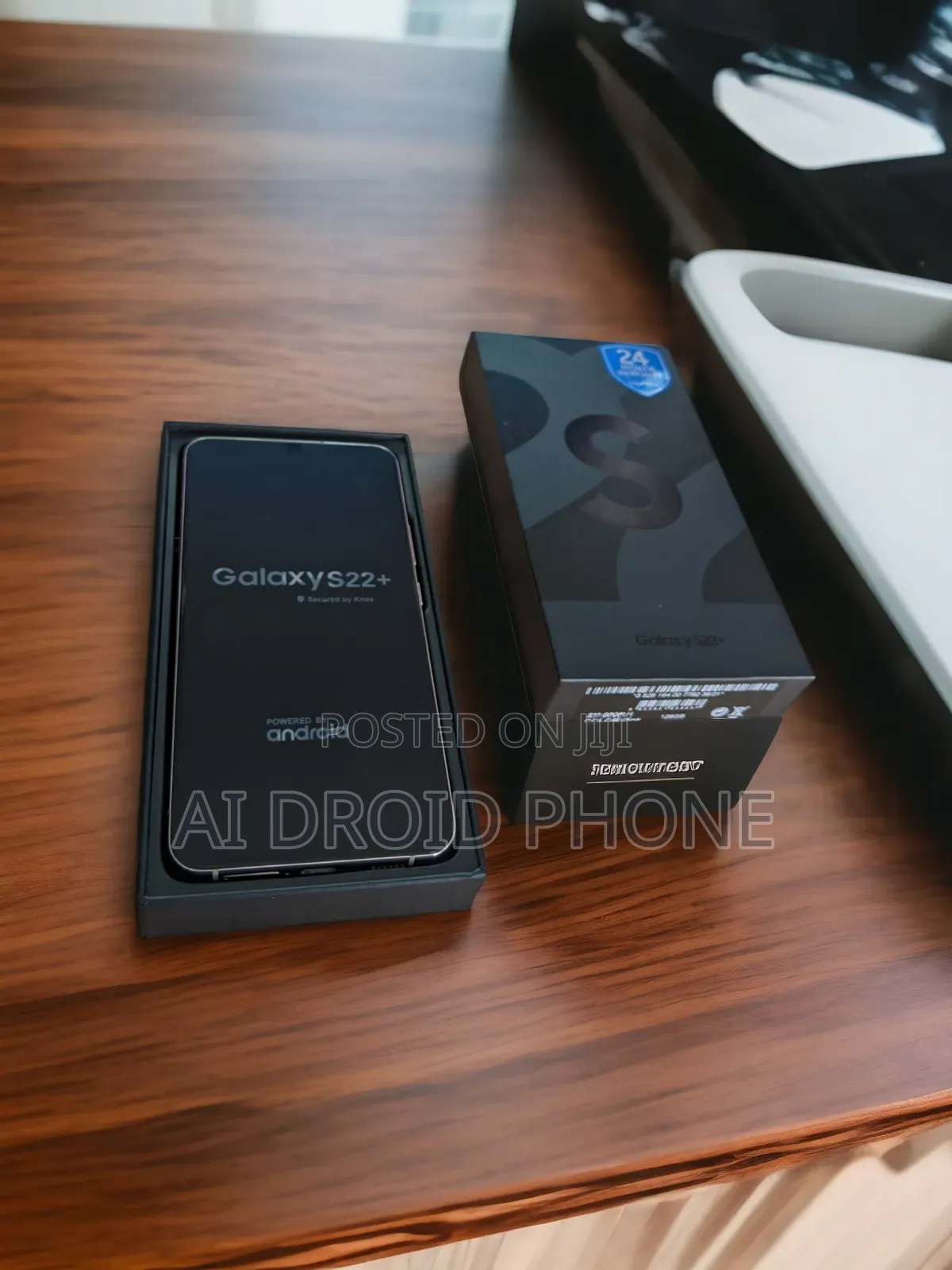 New Samsung Galaxy S22+ 5G 128 GB Gold