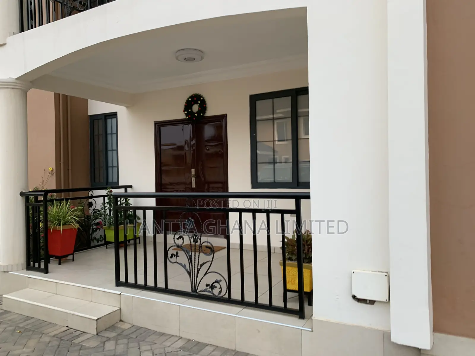 3bdrm Apartment in East Legon, American House for rent
