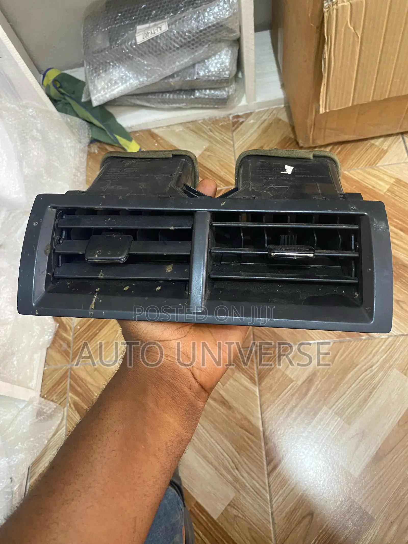 Camry Spider 2012 To 2014 Dashboard Vent Available