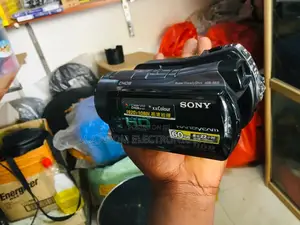 Sony HDR-SR11E Handycam - 60GB HD Camcorder - Like New