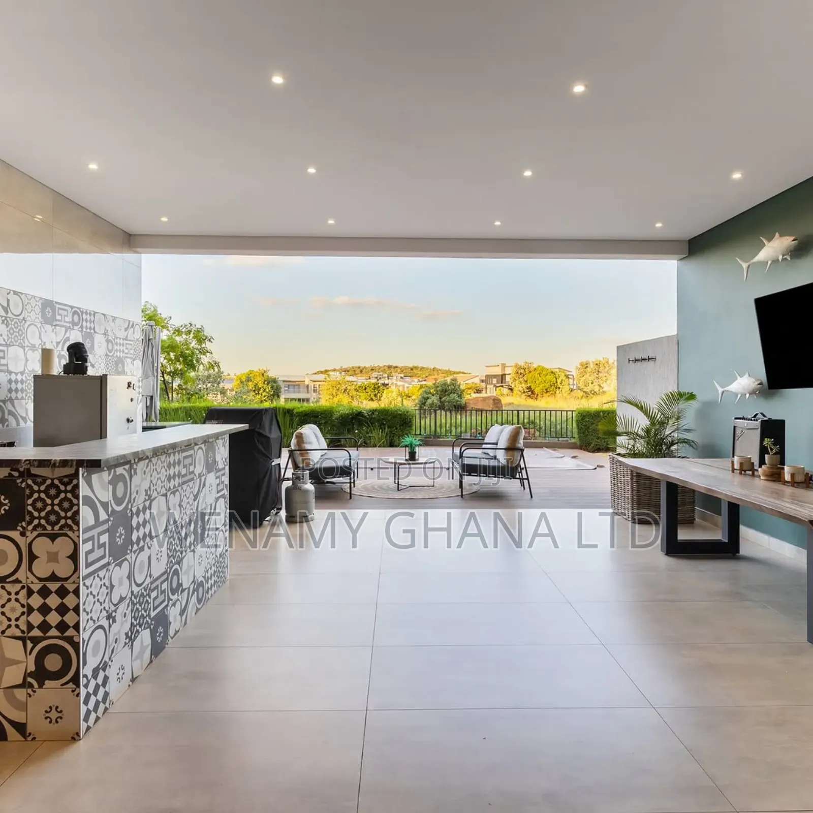 4bdrm Mansion in Accra for sale